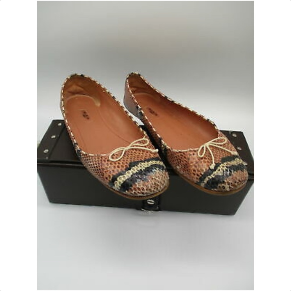 $945 Alaia Python Snakeskin Ballet Flats Sz 8 - image 4